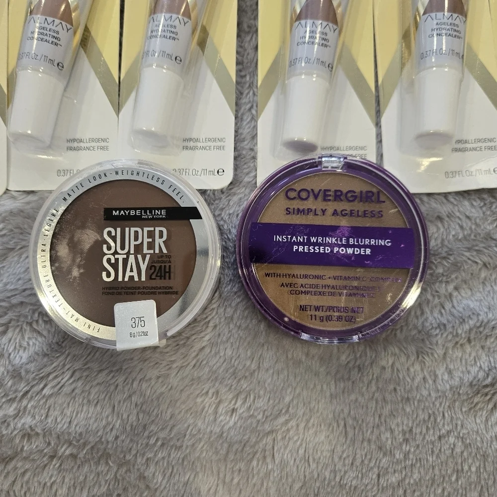 Lot Of 12 Piece Beauty Products - Covergirl Almay And Maybelline New